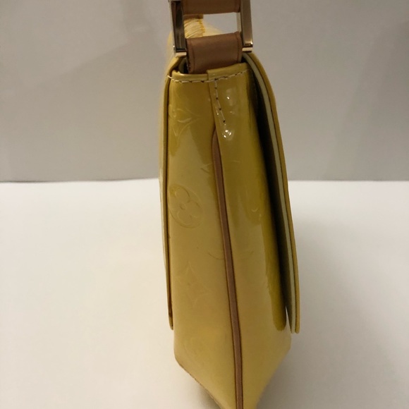 Monogram Yellow Vernis - Picture 4 of 12